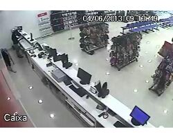 Instalação de Câmeras de Segurança no Grajaú para Monitoramento de Caixa de Loja